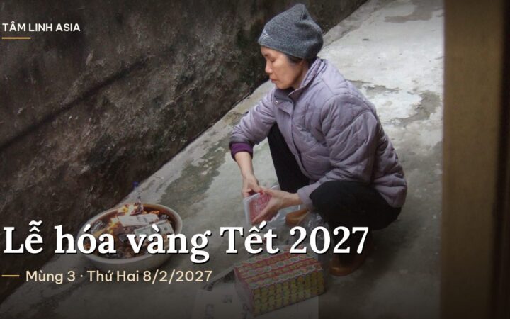 Người ngồi hóa vàng mã trong chậu ngoài trời