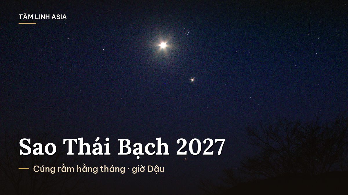 Mặt Trăng, sao Kim và sao Mộc sáng trên bầu trời tối