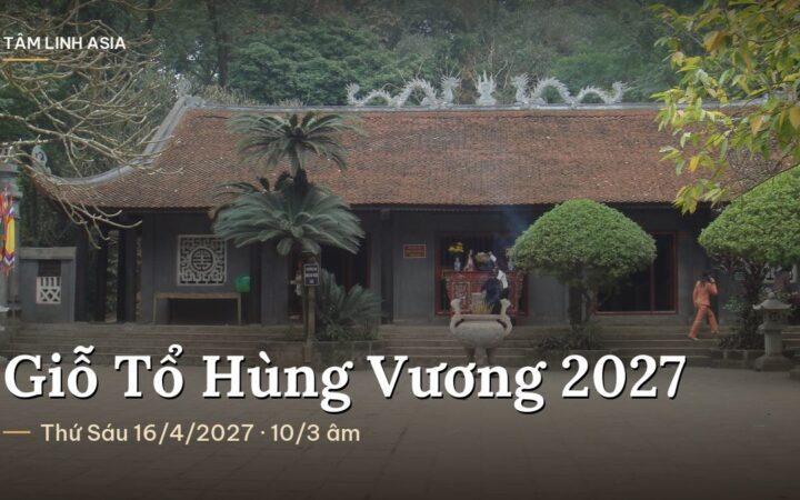 Đền Hạ trong khu di tích Đền Hùng, Phú Thọ, cạnh cây vạn tuế